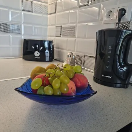 Silver Apartment *
